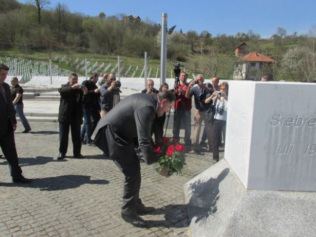 Milorad Dodik Laid a Wreath at Potočari in Srebrenica - Sarajevo Times