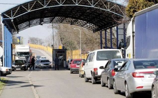 Long Lines of Vehicles at the Border Crossings - Sarajevo Times
