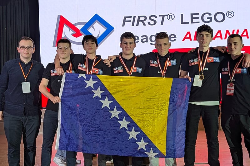 Richmond Park Students Win Gold at First Lego League International Robotics Olympiad