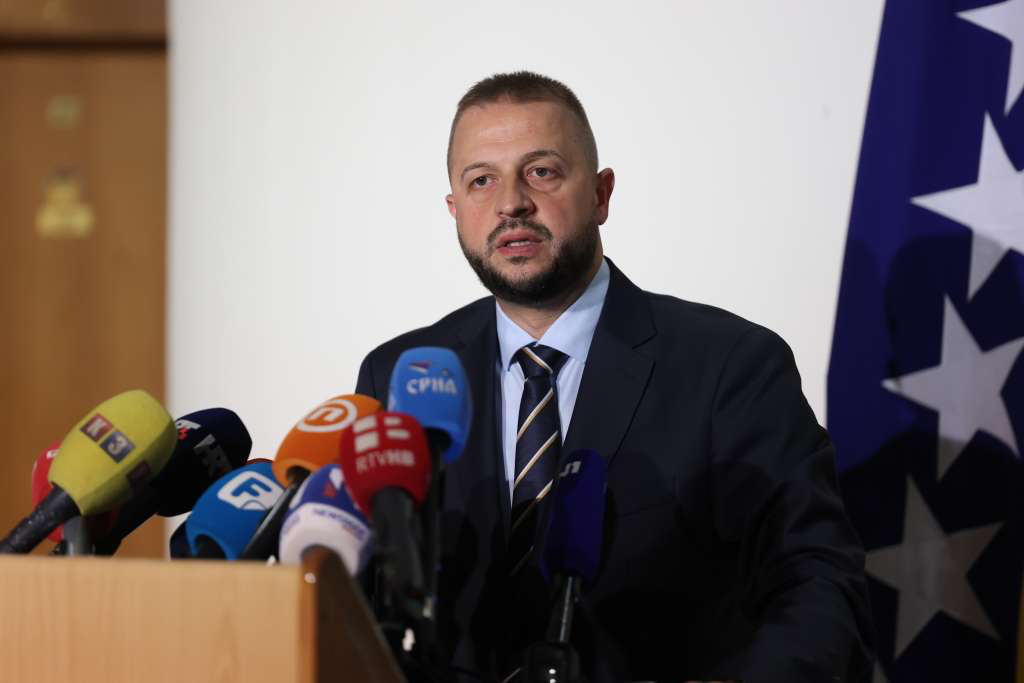 Zelimir Neskovic: SNSD Rejects Excise Tax Abolition, While Millions Went to Tycoons