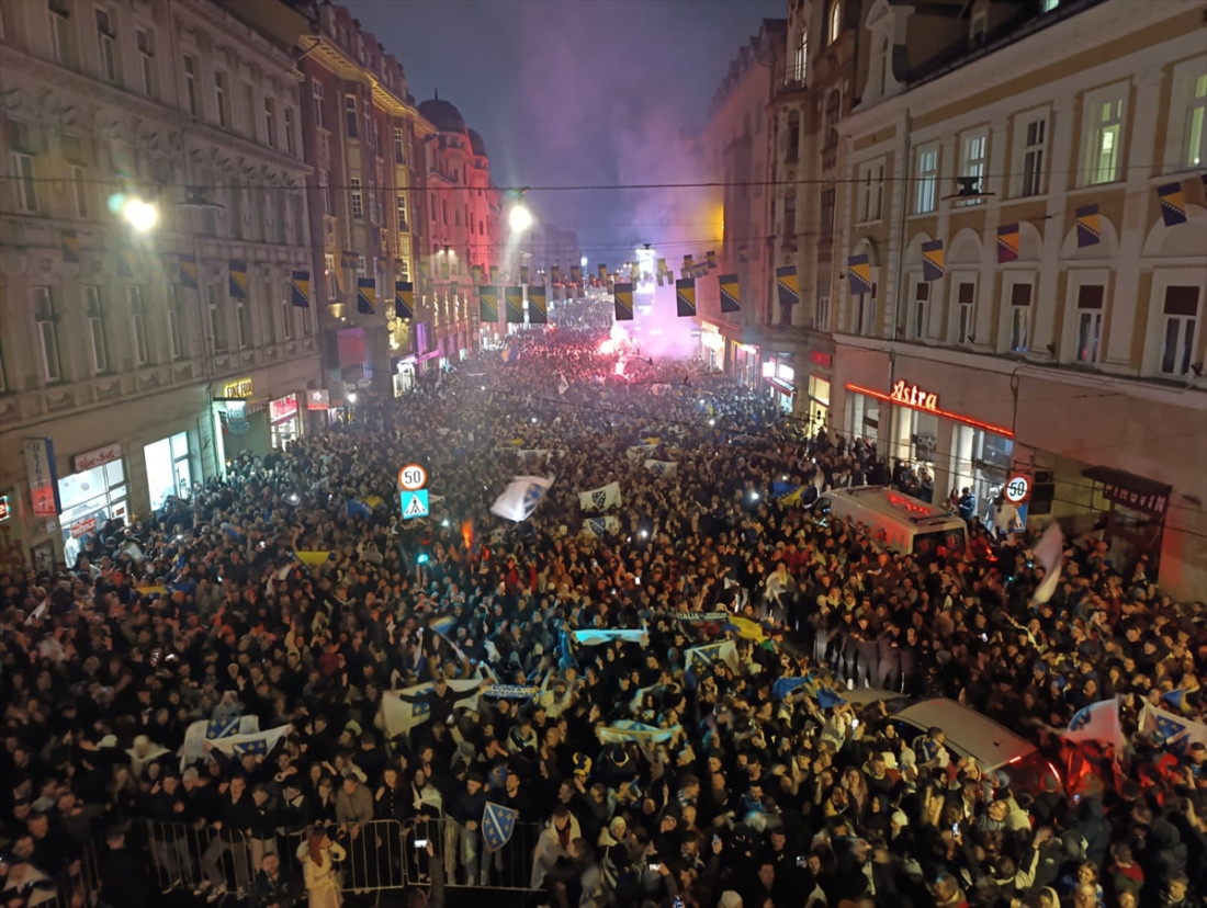 Sarajevo Awaits the National Team: Fans Flood the Eternal Fire Square!