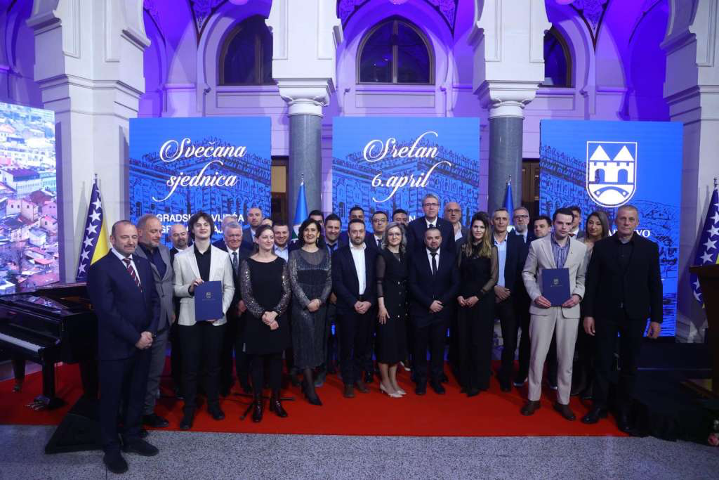 Sarajevo City Council Holds Formal Session, April 6 Award Presented